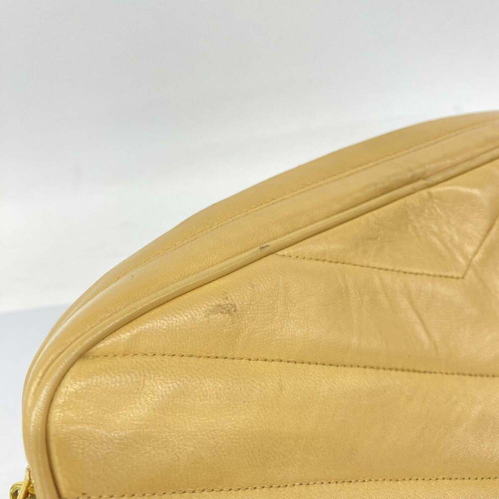 CHANEL Cream Lambskin Leather Shoulder Bag - Picture 7 of 12